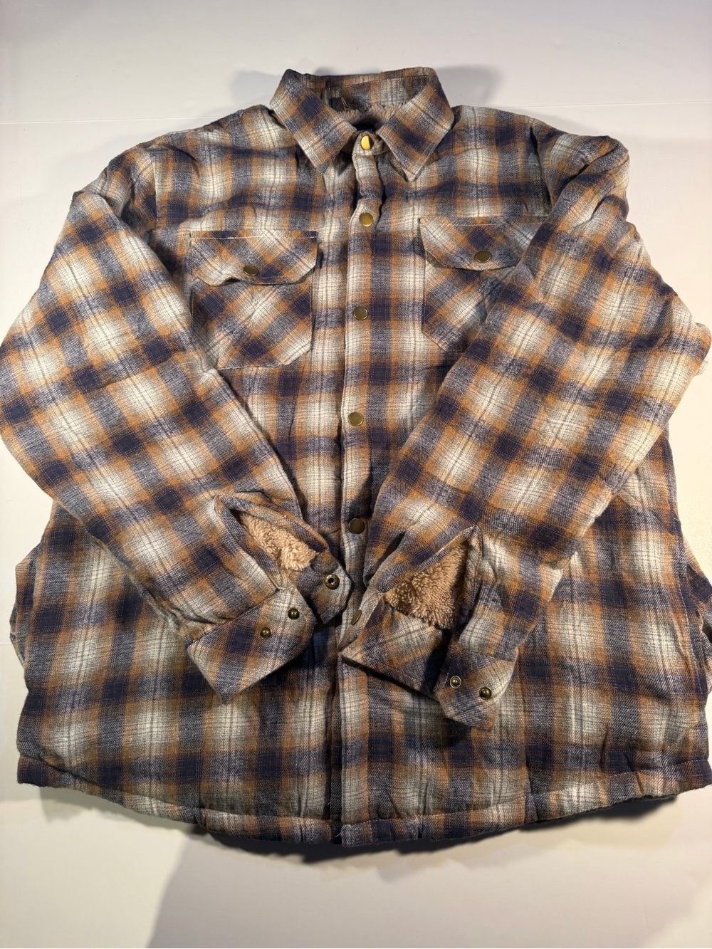 Men's Plaid Sherpa-Lined Shirt Jacket in Brown & Blue